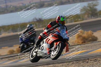 media/Dec-18-2022-SoCal Trackdays (Sun) [[8099a50955]]/Turn 14 (940am)/